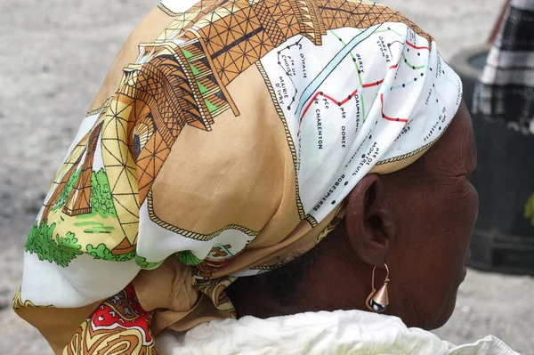 Gekleurde hoofddoek — Stockfoto