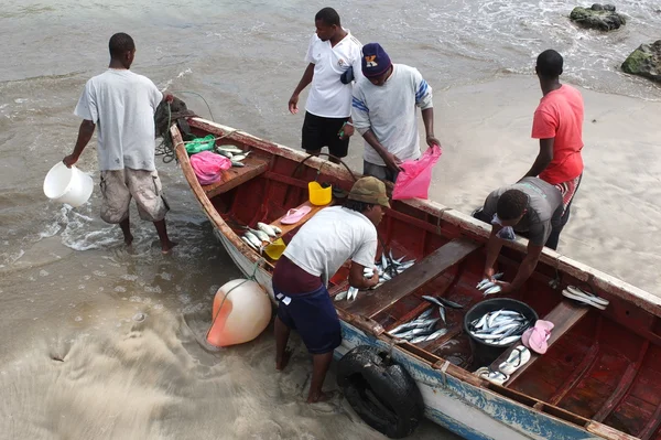 Los pescadores africanos . —  Fotos de Stock