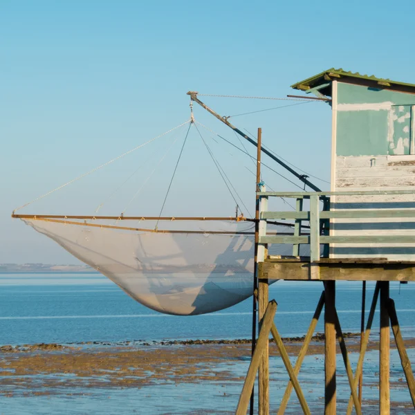 Cabina de pesca y red de carretillas — Foto de Stock