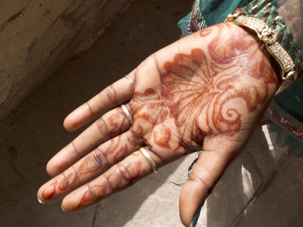 Tatuagem de henna. — Fotografia de Stock