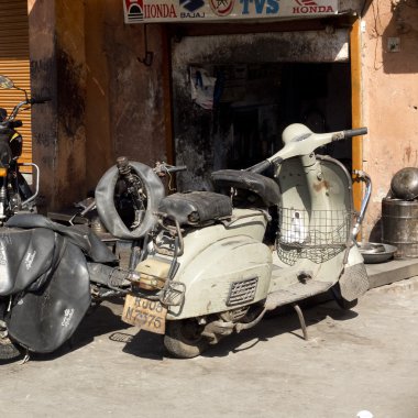 çok eski scooter Park.