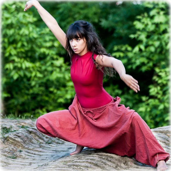 Retrato de cerca de una bailarina . — Foto de Stock