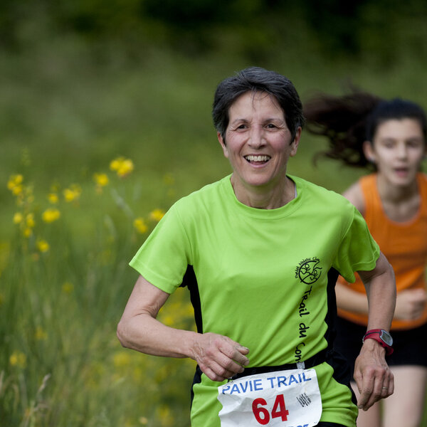 Старший бегун
.