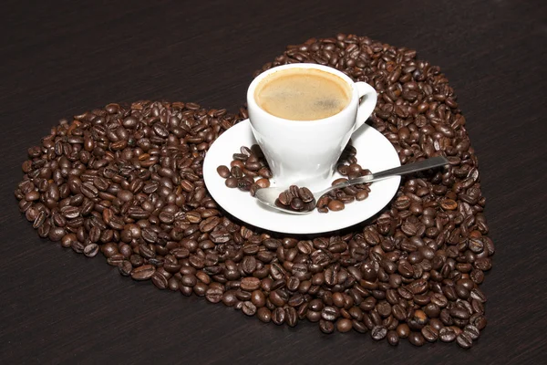Чашка коричневої кави — стокове фото