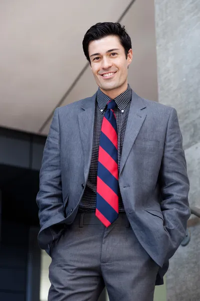 Retrato de un joven empresario — Foto de Stock