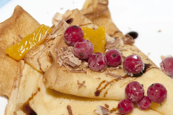 Pancakes with fruits — Stock Photo, Image