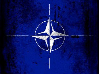 Her tarafı pis pis lekeler ile gemide NATO simge boyalı