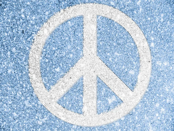 Peace symbol painted on — Stock Photo, Image