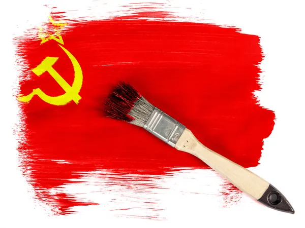 Прапор СРСР намальовані на намальовані пензлем над ним — стокове фото