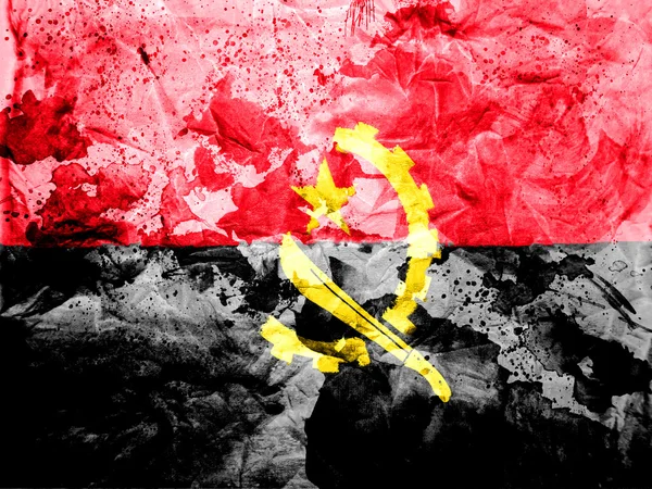 Анголи. Прапор ангольської розписні папери брудні і шорсткий — стокове фото