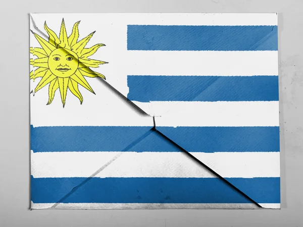 Drapeau Uruguay peint sur enveloppe grise — Photo
