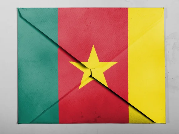 The Cameroonian flag — Stock Photo, Image