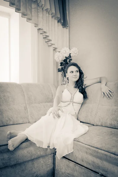 Mariée en robe de mariée — Photo
