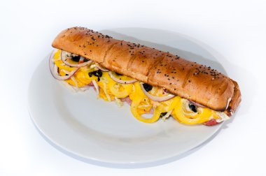 Sandviç beyaz arkaplanda izole edildi