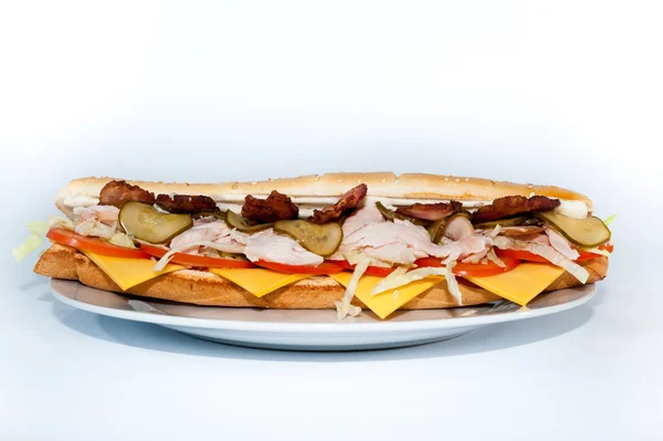 白地に隔離されたサンドイッチ — ストック写真