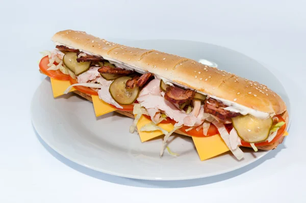 Sandwich isolé sur fond blanc — Photo