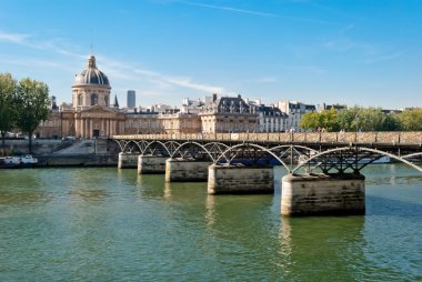 Paris, pont des arts seine Nehri üzerinde