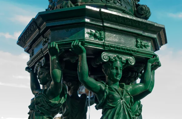 Wallace fountain szczegółów, Paryż — Zdjęcie stockowe