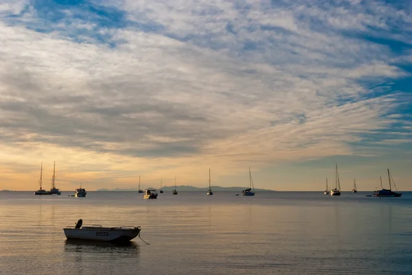 Romantic sunset on the ocean — Stock Photo, Image