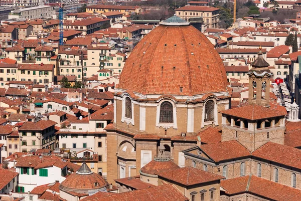 Bazilika st lawrence, Florencie, Itálie — Stock fotografie