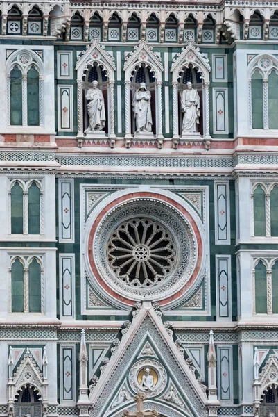 Florencja, detal fasada katedry — Zdjęcie stockowe