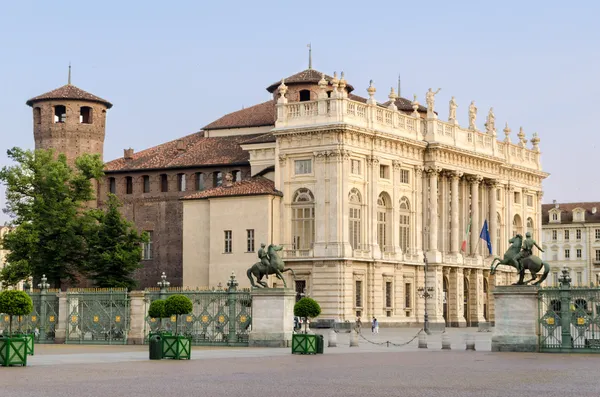 Piazza castello i palazzo madama, torino, Włochy — Zdjęcie stockowe