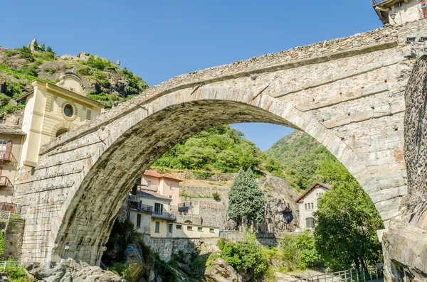 Pont-Saint-Martin, Aosta-völgy — Stock Fotó