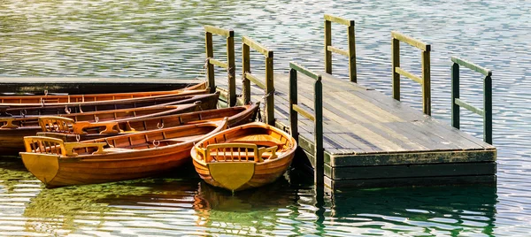 Barcos de madera — Foto de Stock