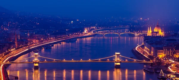 Budapest, night panorama on Danube — Stock Photo, Image