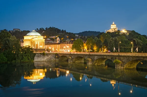 Τορίνο (Torino), ποτάμι po, grand madre και Καπουτσίνων — Φωτογραφία Αρχείου