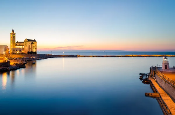 Trani, Puglia, al tramonto — Foto Stock
