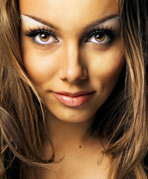 Kobieta piękna twarz z idealny makijaż — Zdjęcie stockowe