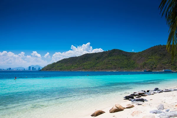 Peaceful beach — Stock Photo, Image