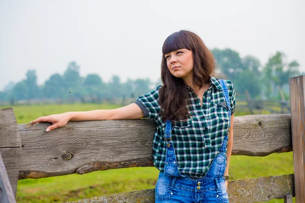 Porträt eines Cowgirls — Stockfoto