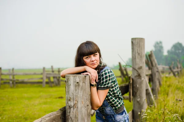 Porträt eines Cowgirls — Stockfoto