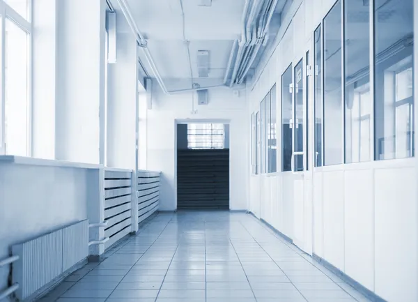 Empty hallway in school — Stock Photo, Image