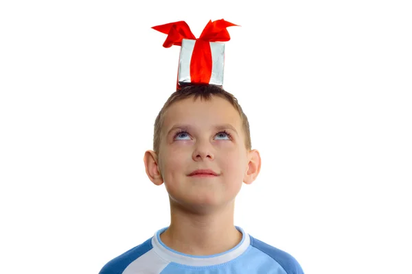 Boy with gift box — Stock Photo, Image