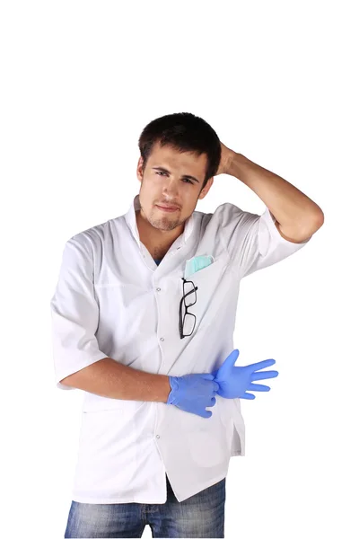 Genç stajyer ne yapması gerektiğini düşünüyorum...