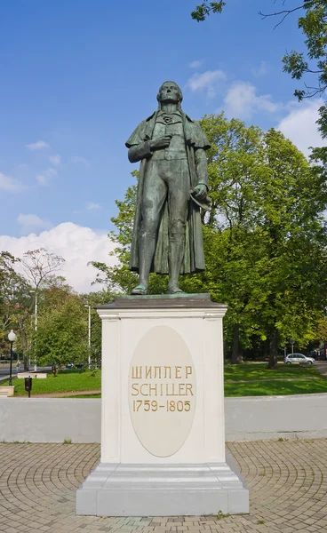Pomnik dla Schillera w Kaliningradzie, Rosja — Zdjęcie stockowe