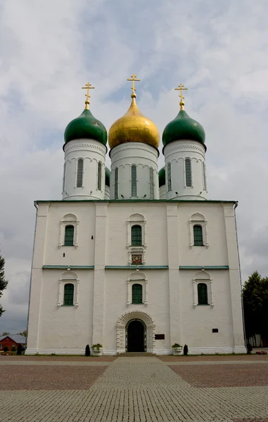 De kathedraal van de dormition (circa 1682). Kolomna, Rusland — Stockfoto