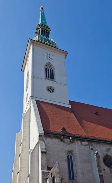 Katedrála svatého Martina (1452). Bratislava, Slovensko — Stock fotografie