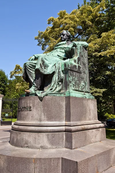 Staty av johann wolfgang von goethe. Wien, Österrike — Stockfoto