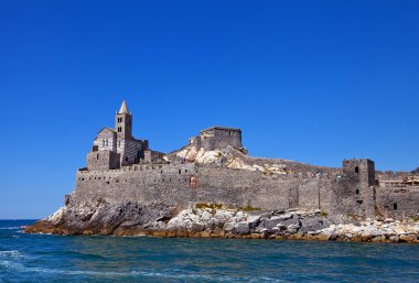 Aziz Peter Kilisesi (1198). Portovenere, İtalya
