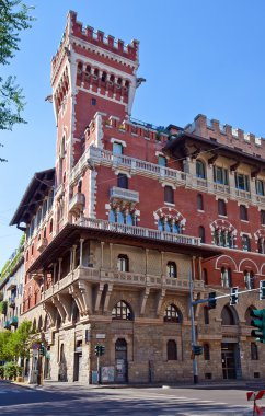 Cova Kalesi (1910). Milano, İtalya