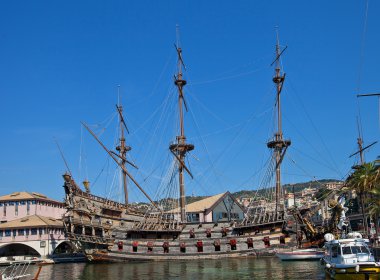 Kalyon Neptün. Cenova, İtalya