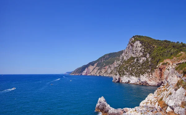 Costa da Riviera Liguriana no verão — Fotografia de Stock