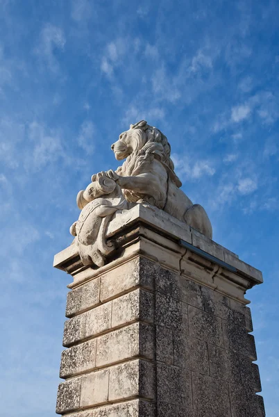 Lion sculpture of a bridge (1868). Arles, France — Stock Photo, Image