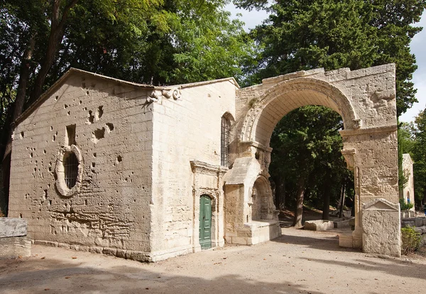 Kaplica saint-accurse (xvi c.). Arles, Francja — Zdjęcie stockowe
