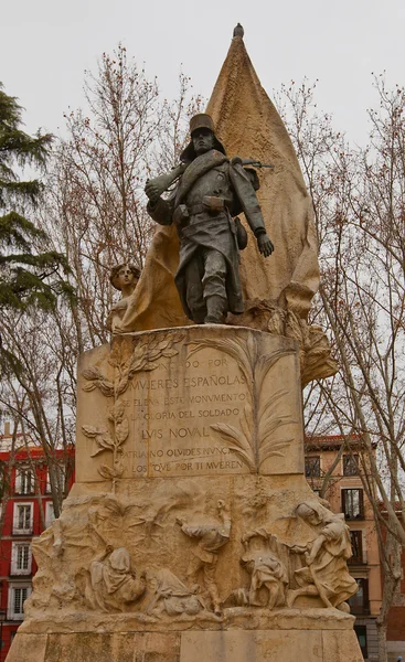 Denkmal für den Korporal luis noval ferrao (1912). Madrid, Spanien — Stockfoto