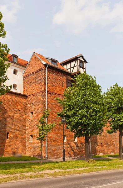 Torre de grúa Zuraw (XIII c.) de la ciudad de Torun, Polonia — Foto de Stock